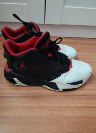 Zapatillas Jordan Max Aura 4