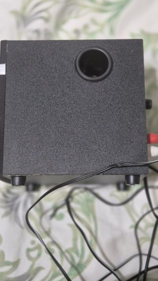 Altavoces Trust 2.1 Subwoofer Negro