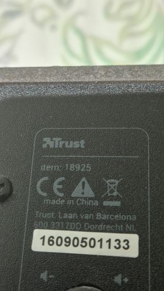 Altavoces Trust 2.1 Subwoofer Negro