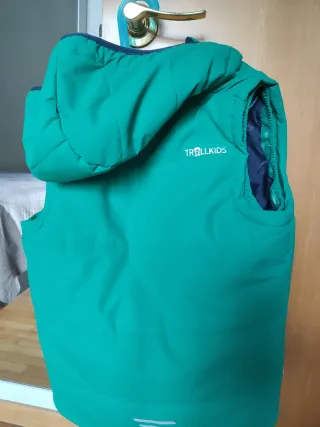 Chaleco verde Trollkids niño talla 152