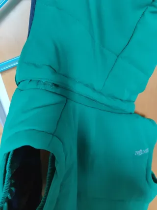 Chaleco verde Trollkids niño talla 152