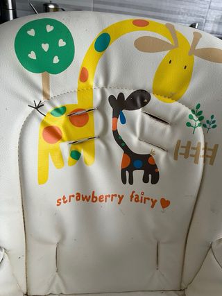 Trona infantil con diseño de jirafas