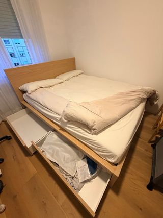 Cama doble con 4 cajones grandes