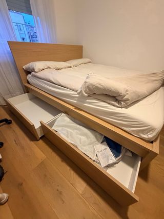 Cama doble con 4 cajones grandes