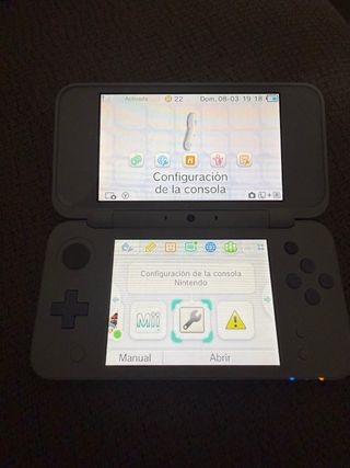 Nintendo 2DS XL Viola e Bianco