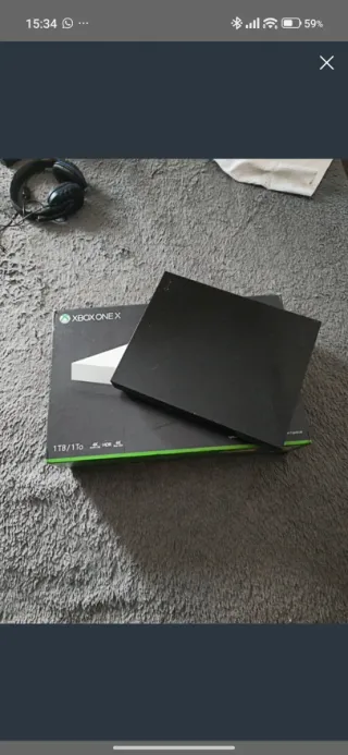 Xbox One X 1TB
