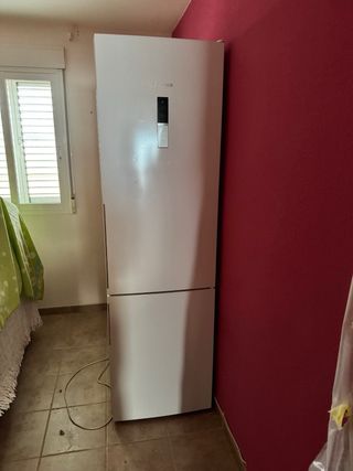 Nevera Bosch 2 metros