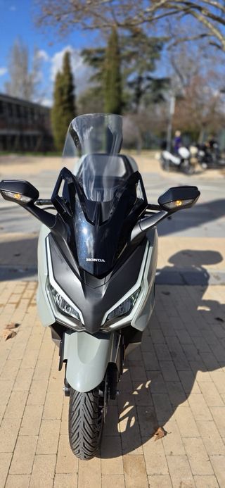 Honda Forza 350 Gris - 2024 Como Nueva