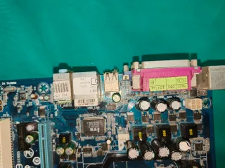 Scheda madre Gigabyte GA-M61SME-S2