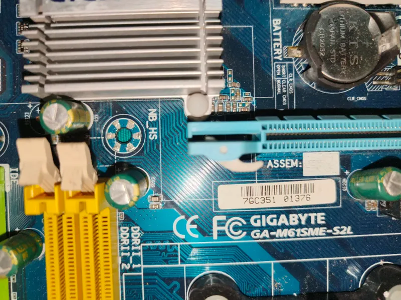 Placa base Gigabyte GA-M61SME-S2 afbeelding 5