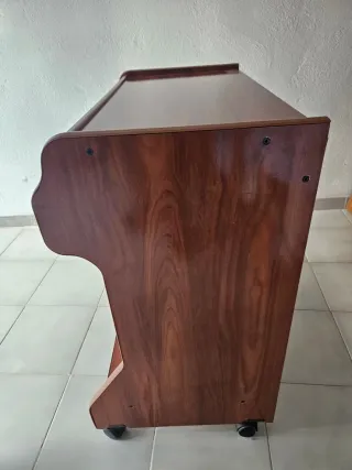 Mesa auxiliar madera con bandeja