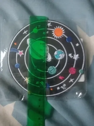 Parche bordado universo planetas ropa