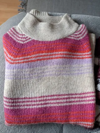 Lote 3 jerseys mujer.