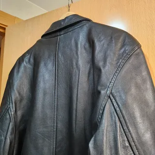 Chaqueta de cuero negro AMI Talla XL