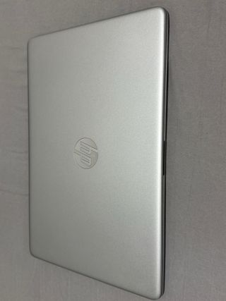Portátil HP Plata y Negro