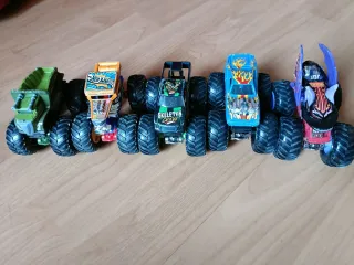 5 Coches Monster Truck Hot Wheels