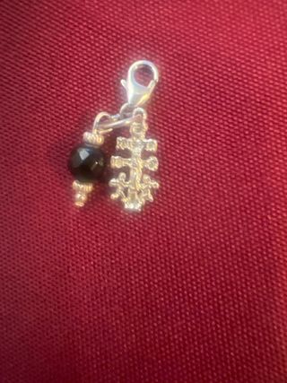 Colgante Cruz Caravaca y Bolita Plata 2cm