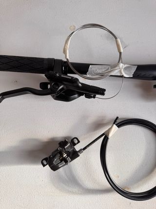 Manillar, frenos, cambio, latiguillos