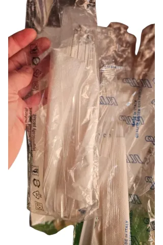 Set 12 posate con portatovaglioli in omaggio