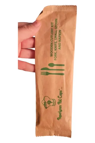 Set 12 posate con portatovaglioli in omaggio