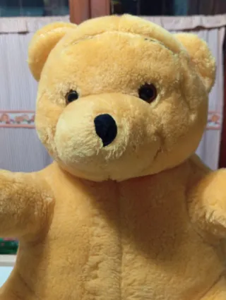 Orsacchiotto giallo peluche