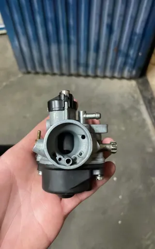 Carburador 17'5 Dellorto.