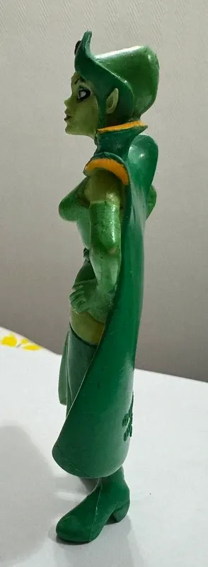 Figura Comics Spain PVC Corona mágica Reina Idún