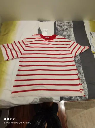 Camiseta Zara Rayas Rojas y Blancas