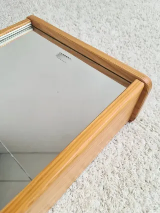 Armario flotante con espejo. Vintage, 70s.