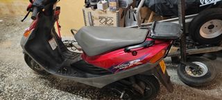 Suzuki Address 49cc Roja Scooter