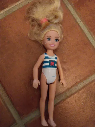 Muñeca Chelsea Barbie