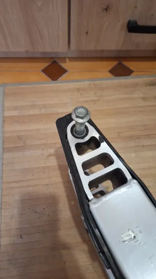 Basculante Honda Hornet