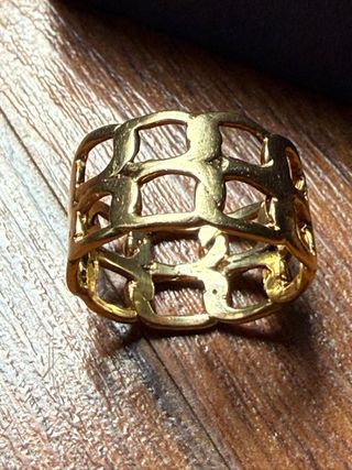 Anello d'oro - design a maglie