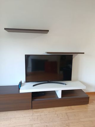 Mueble TV salón madera y cristal