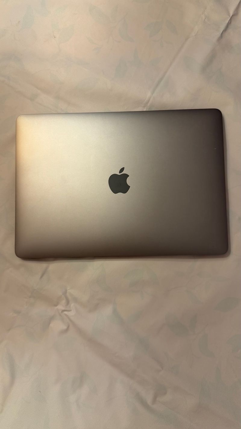 MacBook Pro 13” M1 16GB 2TB 2020