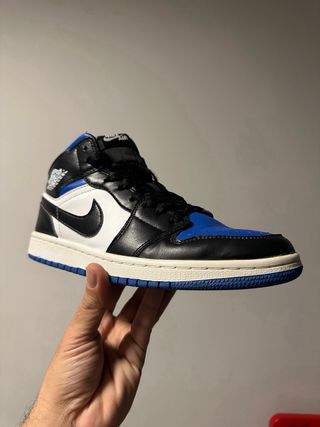 Nike Jordan 1 Mid Negro Azul