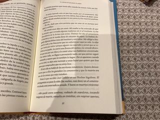 Libro La sonrisa de los peces de piedra