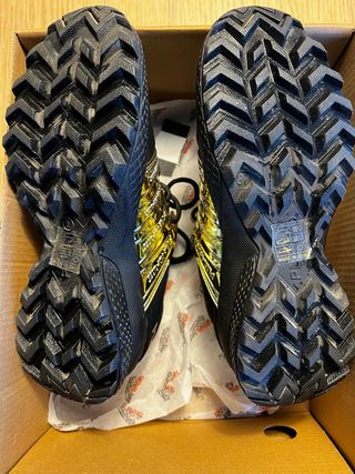 Zapatillas Plein Sport Negras y Doradas