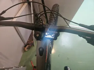 Bicicleta eléctrica cannondale Moterra Neo 4