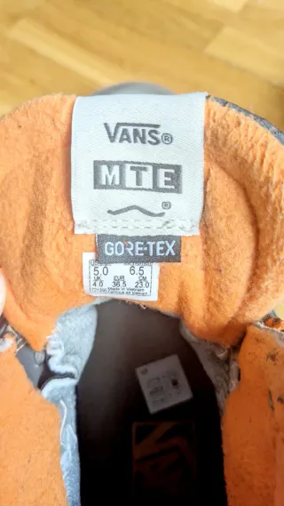 Botas Vans Sk8 - Hi GoreTex