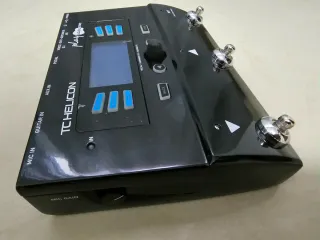 TC Helicon Play Acoustic Procesador Vocal