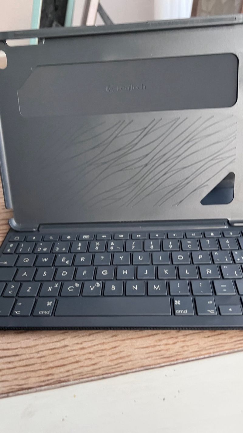 Funda con teclado Logitech iPad Air 2 afbeelding 7
