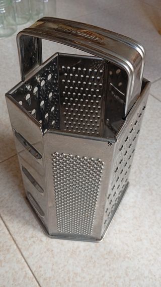 Yogurtera, paellera, flanera rallador