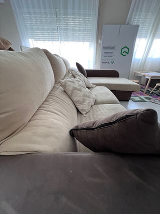 Sofá Chaiselongue Beige y Marrón
