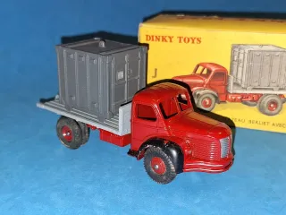 Camión  Dinky Toys años 60 camion Berliet en caja