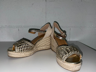 Tacones dorados cuña esparto Tallas 36 y 39