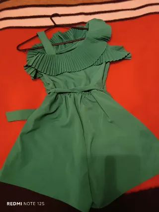 Mono verde Mayoral con volantes 12 años