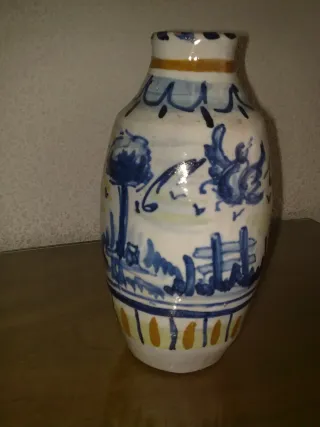 JARRÓN DE CERÁMICA