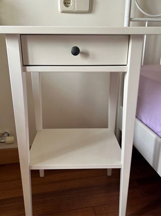 2 Mesitas de noche IKEA HEMNES blancas 80 euros