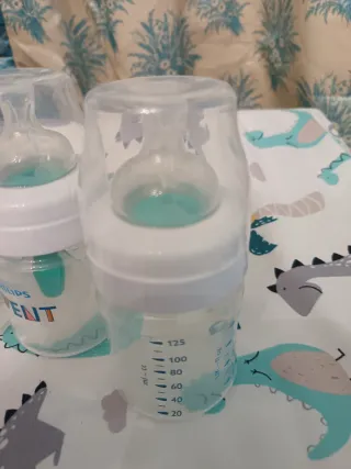 Lote de Biberones y Guardaleches Bebé